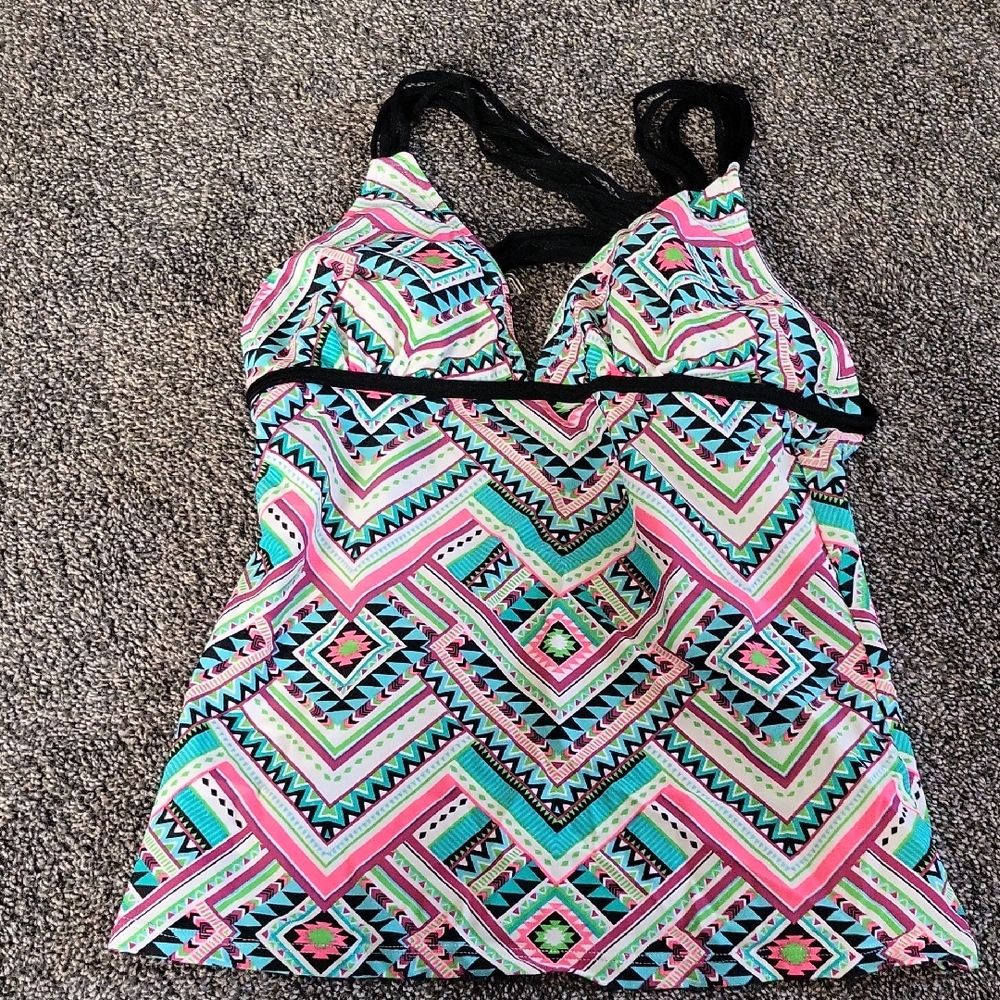 Hula Honey Multicolor Geometric Swim Takini Top Medium Black Straps